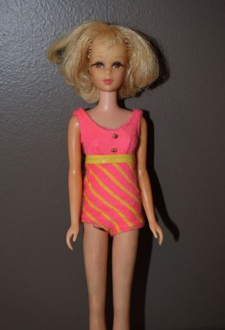 Vintage Barbie - Blonde Short Flip Tnt Francie In Swimsuit - Tlc