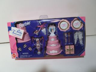 1996 Barbie Pretty Treasures Wedding Set Accessories