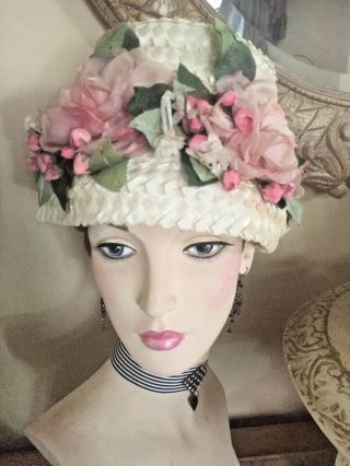 Vintage Ladies Straw Hat W/millinery Flowers Floral Pink Roses Hanging Buds
