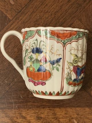 Antique English Porcelain Tea Cup Bowl 18th C.  In The Chinese Export Taste