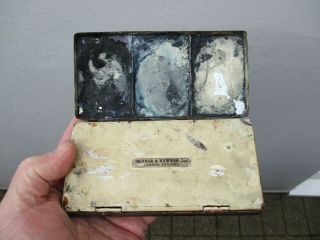 An Antique Winsor & Newton Tin Watercolour Paint Box & Contents c1900/20? 2