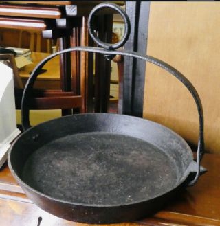Vintage Swain Romany Gypsy Cast Iron Skillet / Griddle Pan - 12 Inches.
