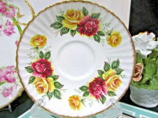 Paragon tea cup and saucer red and yellow roses pattern teacup ribbed 1950s 3