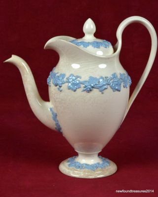 Antique Wedgwood Embossed Queensware Tea Pot Light Blue On Cream