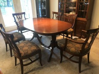 Antique Mahogany Double Pedestal Expandable Dining Room Table And 6 Chairs