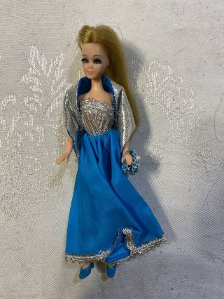 Estate Vintage Topper Dawn Doll W/ Blue Silver Dress & Purse 4