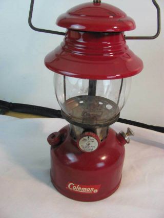 Vintage 1961 Coleman Red Model 200a Single Mantel Gas Lantern