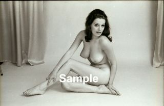 2 - Strip Of Six Negatives - 35 Mm B/w - Rare - Young Unknown Model - Nudes 1960 