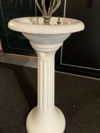 Antique Standard Sanitary Porcelain Cast Iron Round Fluted Pedestal Sink