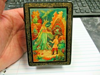 Antique/vintage Russian Lacquered Box Artist Signed Queen Giving Necklace To Man