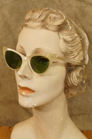 Vintage Cat Eye Victory Green Glass Eyeglasses Sunglasses