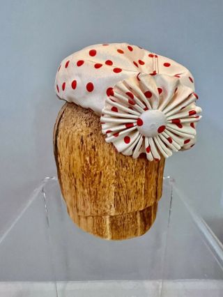 Vintage Frank Olive Red On White Polka Dot Beret Style Hat W Folded Flower