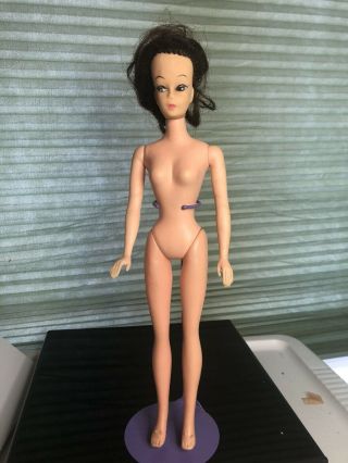 Vintage 1960s Uneeda Wendy Doll Barbie Clone “u” 11 1/2” Tall Doll Brunette