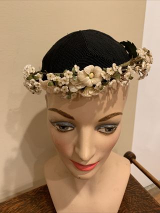 Vintage 1940’s Black Corde Hat W/ Flowers