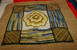 Vintage Small Hooked Rug/wall Hanging 12 " X 12 " Flower In Middle