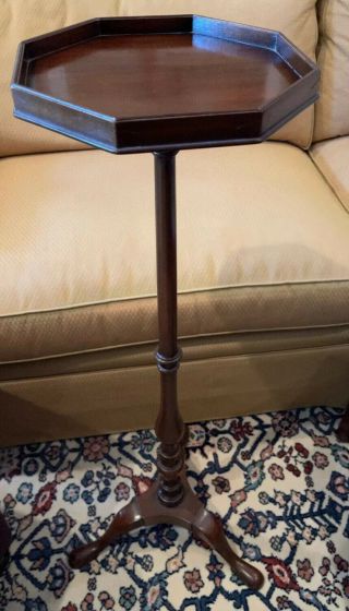 Kittinger Cw - 49 Colonial Williamsburg Mahogany Candlestand Pedestal Table
