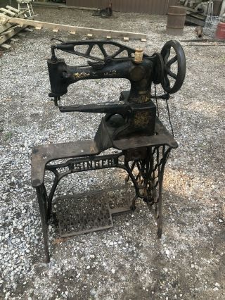 Early Antique Singer 29 - 4 Industrial Cobbler Leather Treadle Sewing Machine