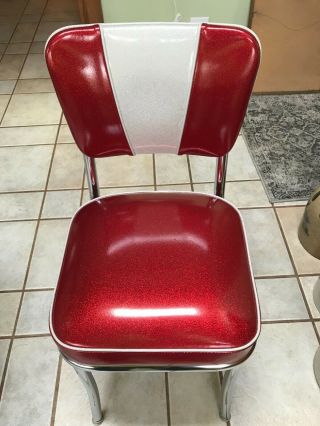 Coaster Retro Round Table 2388 plus 4 Red and White Chairs 5