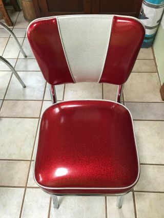 Coaster Retro Round Table 2388 plus 4 Red and White Chairs 6