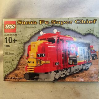 Vintage 2002 Retired Lego 10020 Santa Fe Chief Train Nob