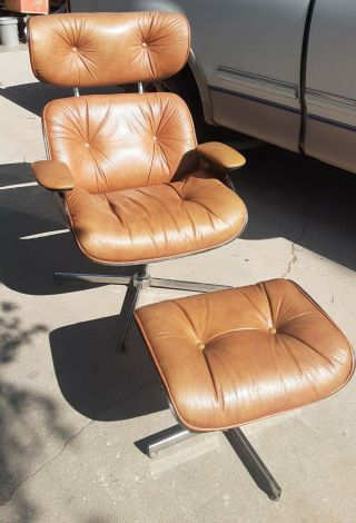 Vintage Selig Eames Style Lounge Chair And Ottoman