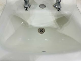 Vintage American Standard White Porcelain Cast Iron Wall Mount Sink 20 