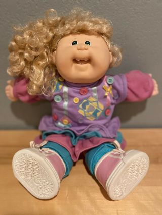 Vintage Cabbage Patch Kids: Designer Line Head Mold 19 Doll In Htf Button Dress