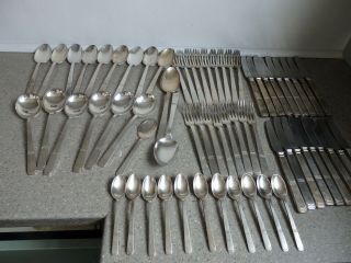Vintage Art Deco Silver Plated Walker & Hall “nile” Pattern Canteen Of Cutlery