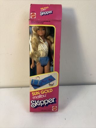 Vtg 1983 Barbie Sun Gold Malibu Skipper With Accessories W28