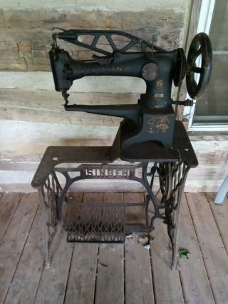 Singer Sewing Machine 29 - 4 Leather
