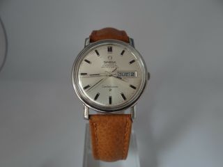 Omega Constellation Chronometer S.  Steel Day/date Automatic Cal 751 Vintage