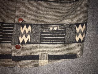 Vtg CREAM TRADITIONAL CANADA Southwest Black & Gray Wool Blend Blanket Vest sz M 2