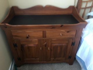 Ethan Allen Country Craftsman Pine Dry Sink (model 19 - 9302) (finish 219)