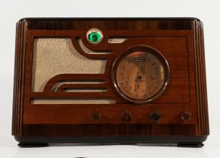 Old Antique Wood Silvertone Vintage Tube Radio - Restored & W/ Magic Eye
