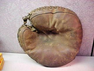 Vintage - Antique - - Baseball Catchers Mitt & Ball Early 1900s No Name