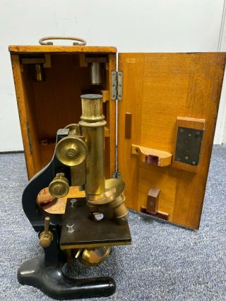 Vintage E.  Leitz - Wetzlar - York = Chicago Microscope In Case