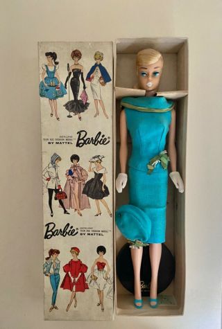 Vintage Barbie Swirl Ponytail Japanese Exclusive Dressed Box Fashion Editor