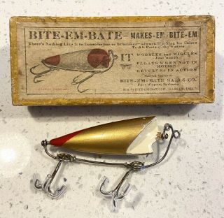Rare Bite Em Bate Co Lure Antique Fishing Lure Box