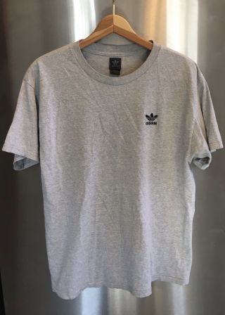 Vintage Adidas Old School Embroidered Trefoil Logo T Shirt Size L Gray 90’s 90s