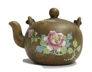 A Very Fine Chinese Enamelled Yixing Teapot.  Qing Dynasty.
