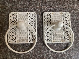 Vintage Woven Wicker Rattan Wall Towel Hanger Shabby Chic 70’s Set Of 2