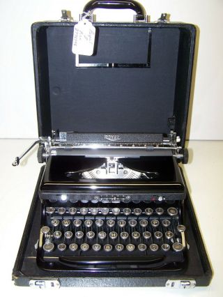 Antique 1938 Royal Model B Speed King Vintage Typewriter B - 776948