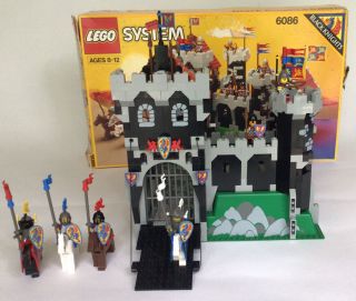 Lego Black Knight’s Castle 6086 100 Complete W/ Box 1992 Vintage