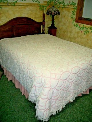 Vintage Sears Pink And White Chenille Full / Queen Bedspread W/ Fringe