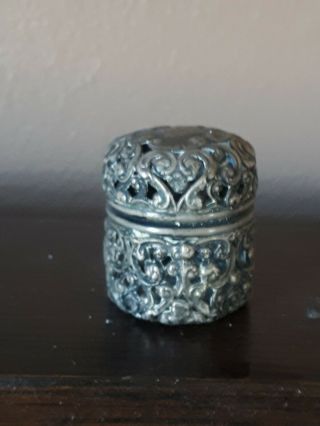 Ornate Victorian Sterling Silver Thimble Holder Pierced Sewing
