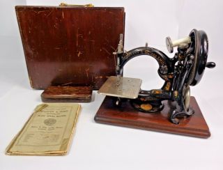 Antique Willcox And Gibbs " Automatic " Silent Sewing Machine In Wooden Carry Case