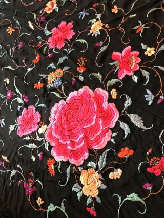 Antique Chinese Manton De Manila Silk Embroidered Piano Shawl Fuchsia Pink Black