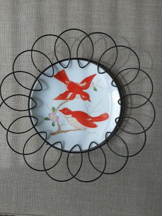 Hand - Painted Vintage Plates In Metal Wire Round Wall Hanger Holder Ceramic.