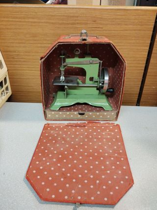 Vintage Antique Toy Hand Crank Sewing Machine Green Metal In Carry Case,