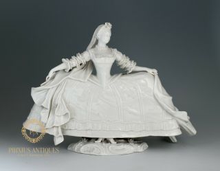 Antique 18th Century German Hochst Blanc Porcelain Figure Lady In Ballgown
